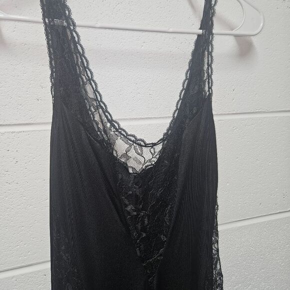 Vintage Petra Fashions Size Small Nightgown - Picture 5 of 7